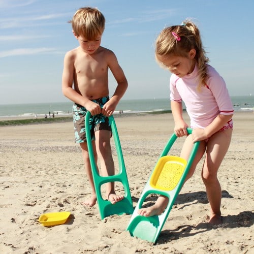 Our top ten beach &amp; pool toys &amp; gear items for summer 2016!