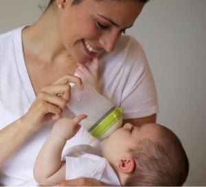 Plastic, glass, silicone, steel? Your BPA-free baby bottle options! (ratings/reviews/price)