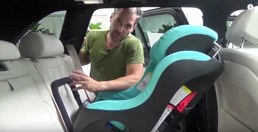 How do you fit a car seat in a BMW? Watch our video!