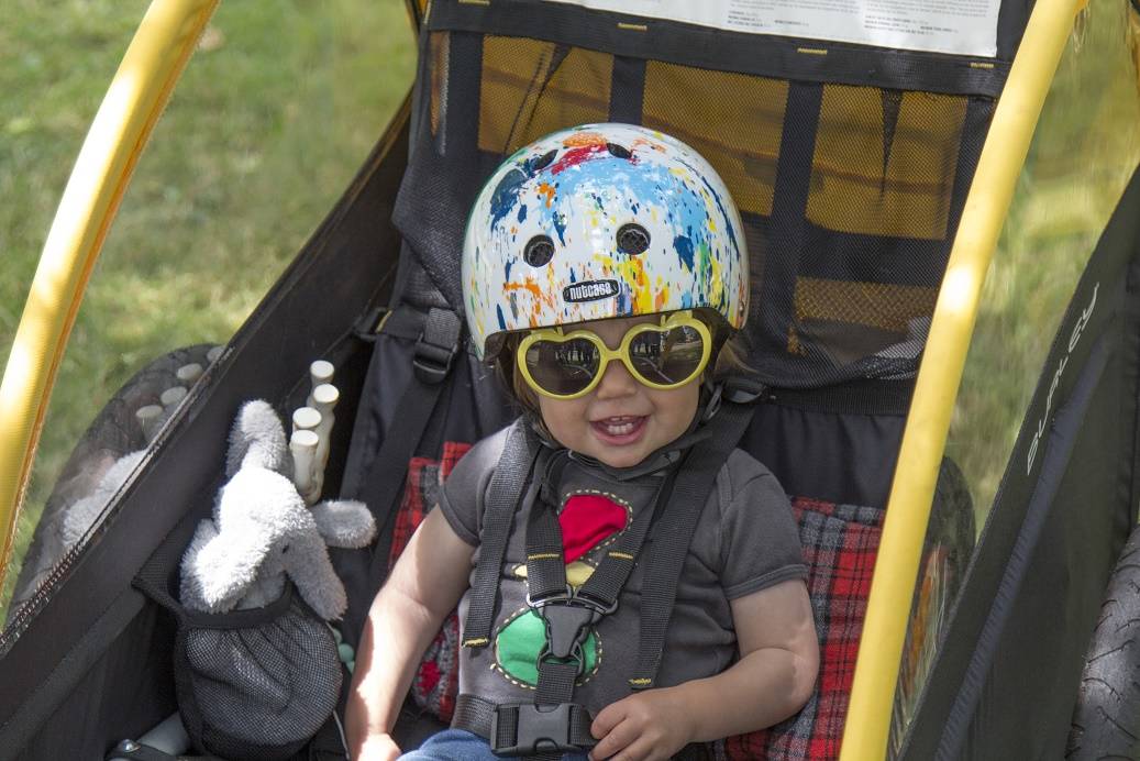 VIDEO: How to fit a Nutcase Baby Nutty Helmet!