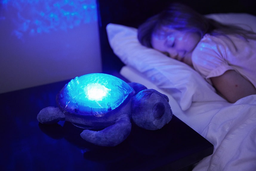 Is your child afraid of the dark? How to combat monsters under the bed