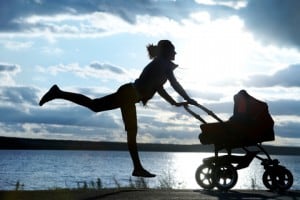 4 reasons to choose a single stroller (over that single that converts to a double)