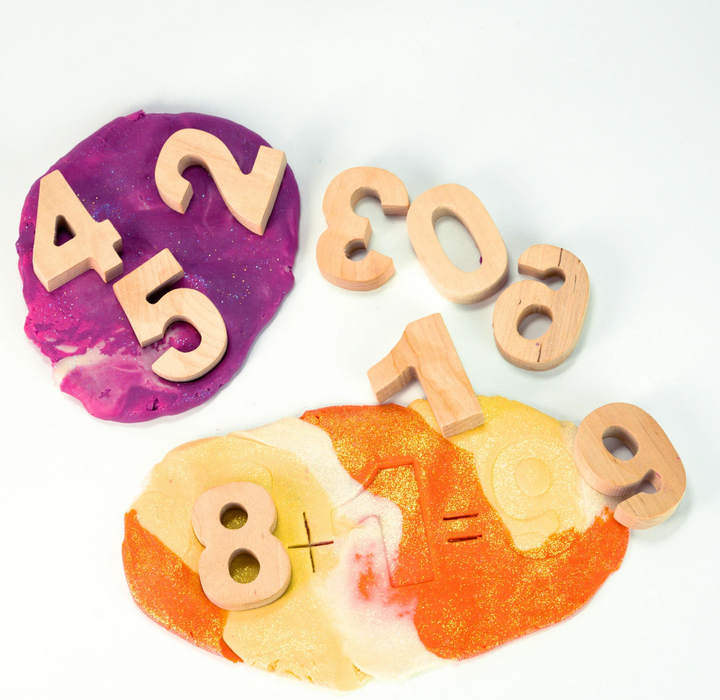 Crazy Aaron's Land of Dough Learning Numbers Kit